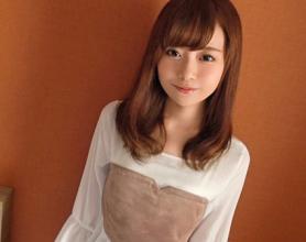 [SIRO-3266]美丽的服装设计师