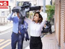 [SSNI-929]小岛南（小島みなみ） 倾泻了全部暴雨的黄昏