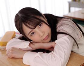 [STARS-245]白川柚子（白川ゆず） 在校内偷偷地被人发现