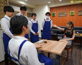 [FSDSS-191]河南实里（河南実里） 在时尚咖啡店打工