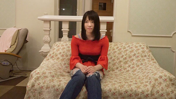 [SIRO-3085]川島あん 露肩衬衫和蓝色牛仔裤 