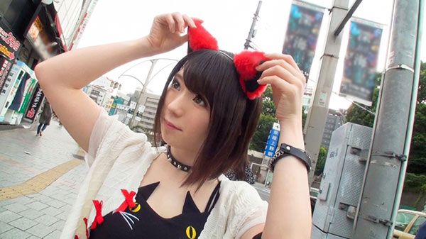 [200GANA-1492]爱卡通的19岁美少女 