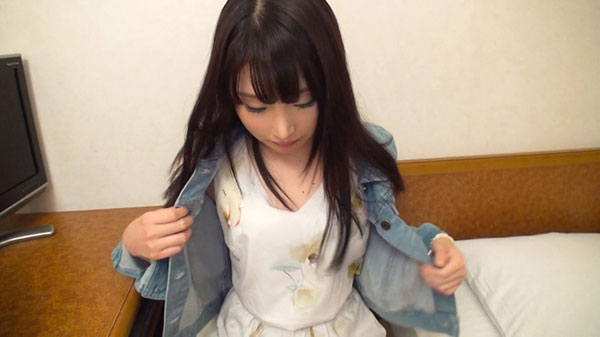 [200GANA-1407]深夜在街上遇到的女孩 