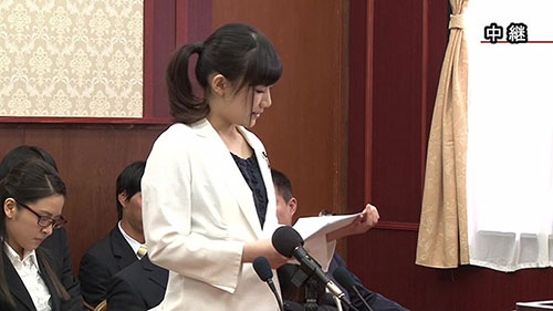 [SDDE-359]答辩中！在记者招待会上！ 