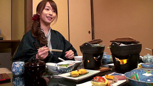 [STAR-456]白石茉莉奈 背着老公和孩子秘密的温泉不伦旅行 