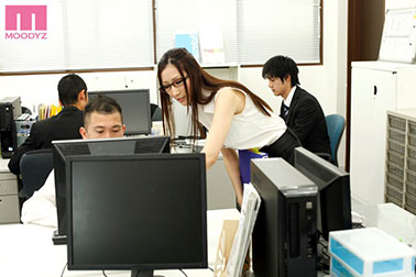 [MIDD-994]JULIA（京香） 玷污了自尊心的傲慢女人 