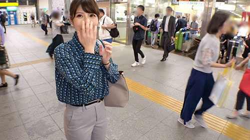 [200GANA-2172]工作回来的姐姐带到宾馆采访 