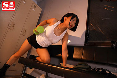 [SSNI-610]乃木蛍 被污染的纯心水手服搜查官 