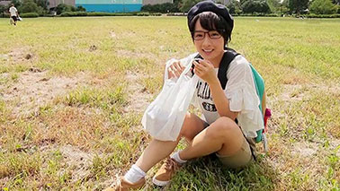 [MMAR-003]向井蓝 想被舔的粘着眼镜腐女 