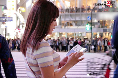 [KMHR-076]茉凛 小麦皮肤很耀眼的健康女孩 