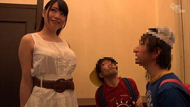 [GVG-525]天野美优 最喜欢小男孩的H恶作剧 