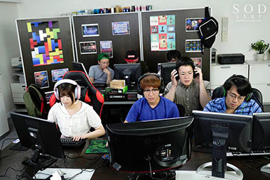 [STARS-180]唯井真寻（唯井まひろ） 以职业玩家为目标的宅男们 