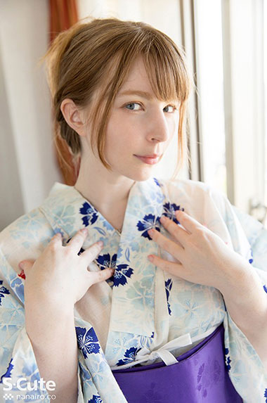 [SQTE-338]ジューン・ラブジョイ 在街上回头看金发美女 