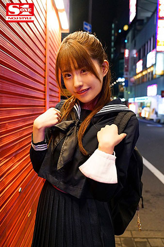 [SSNI-988]乙白沙也加（乙白さやか） 喜欢制服的大叔 